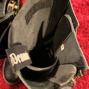 Demonia Riot 21MP Pleaser